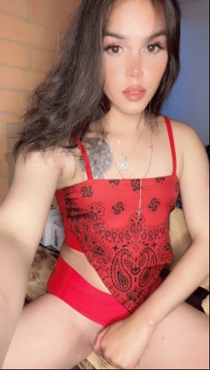 Preview of: Any straight guys here who want to taste my femcock