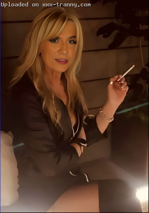 Preview of: Smoking HOT!
